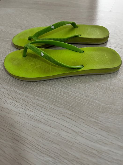 Шлёпанцы  пляжные