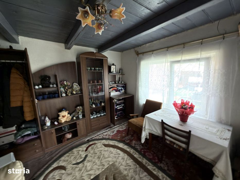 Casa noua  cu etaj+ casa renovata in Cucorani