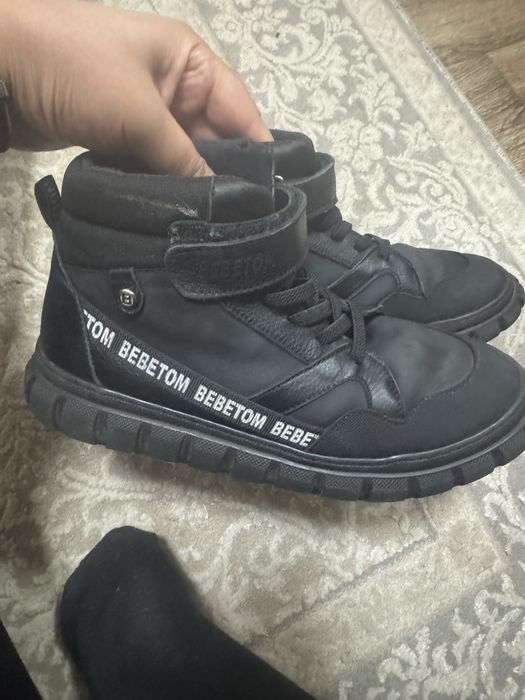 Продам кожаные ботинки осень 39р