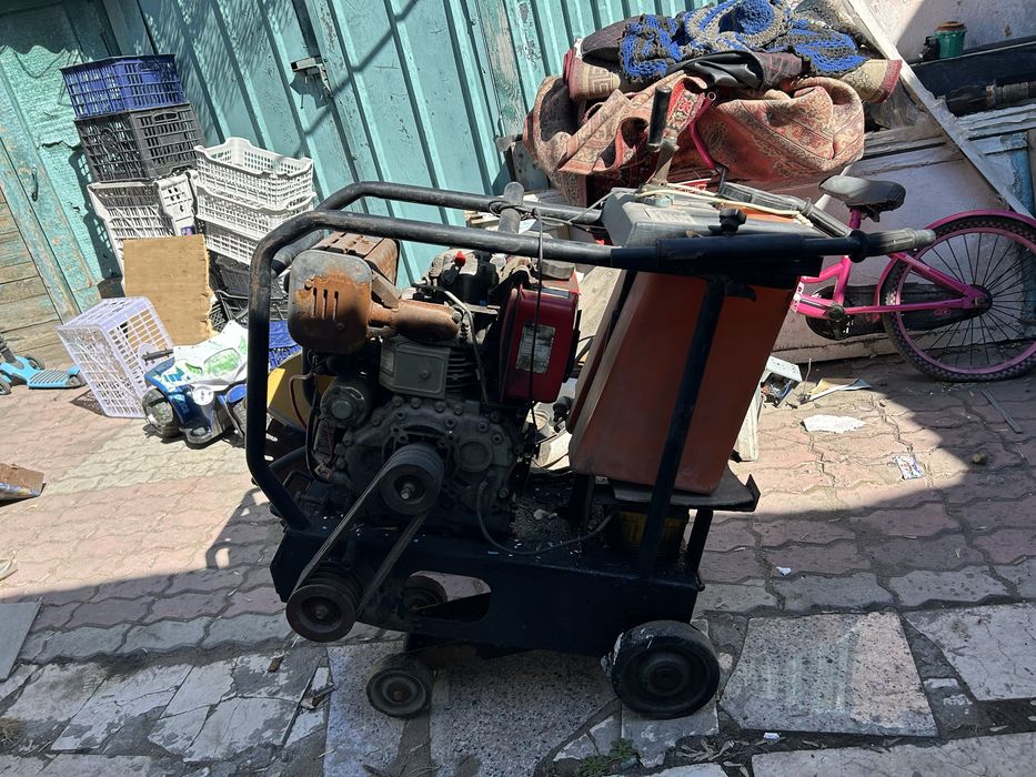 Продам асфальта резчик