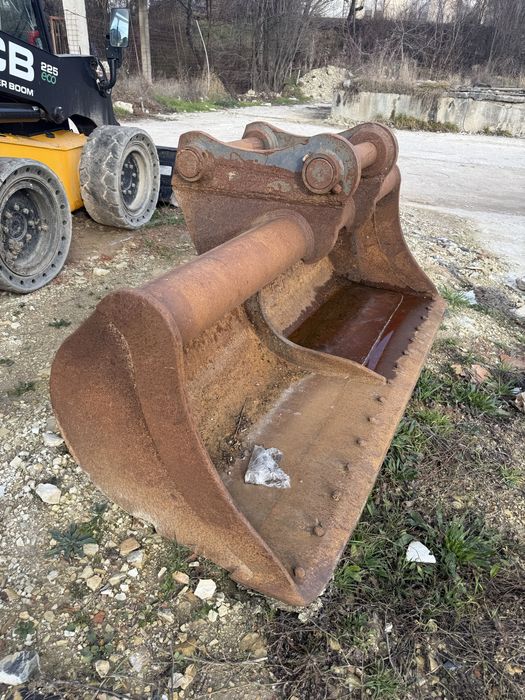 Cupa taluz pt excavator 25-30 tone