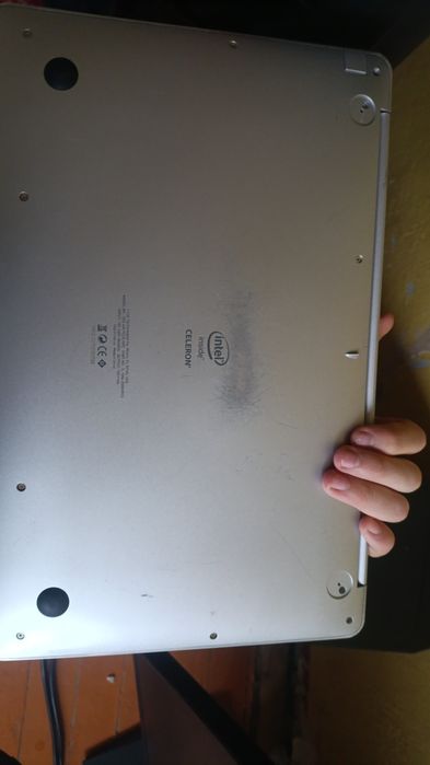Ноутбук  12 000 тг