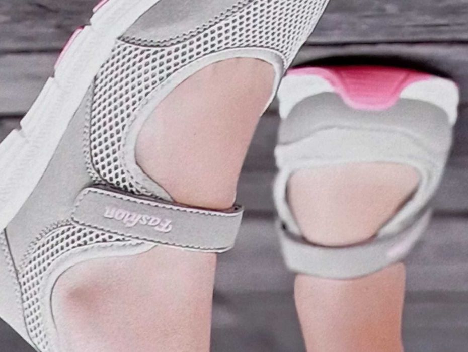 Кросовки  женские. НОВЫЕ!!