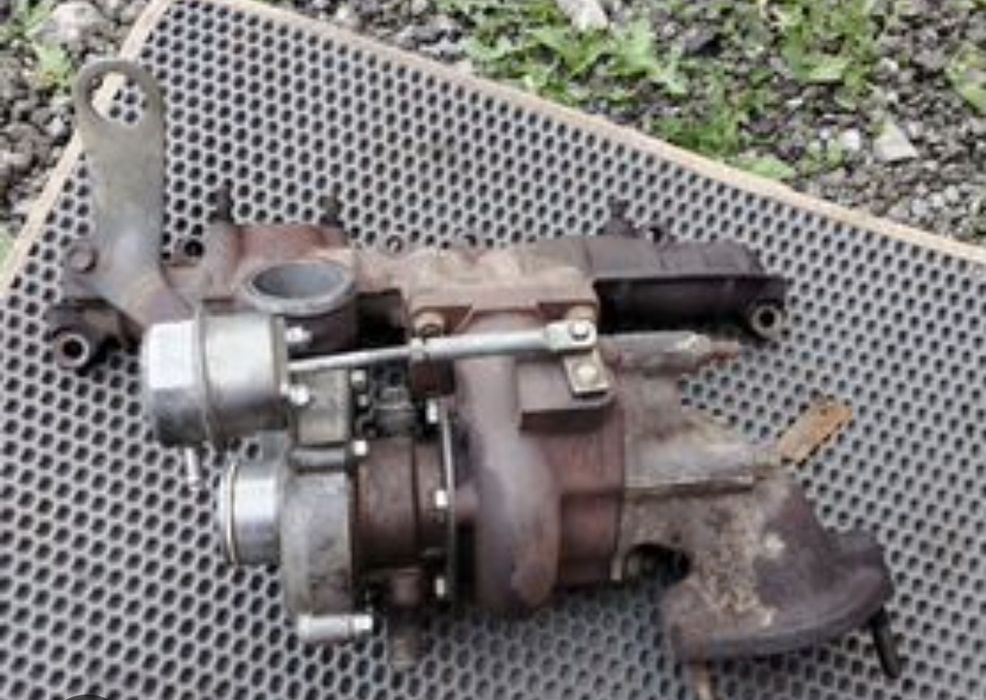 Продам выхлопной колектор с турбиной