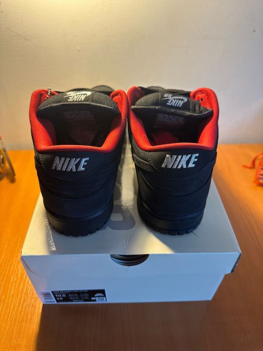 Supreme Dunk SB 2025