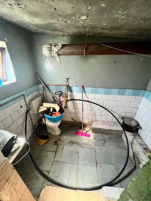 Тухлена къща в центъра на с. Здравец - 8670