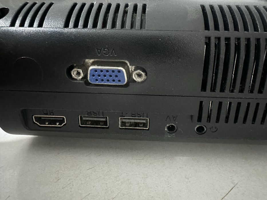 Проектор Everycom