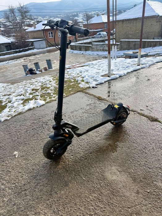 Нова електрическа тротинетка  Lamborghini