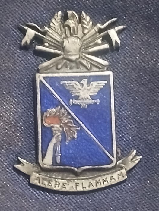 Oglinda veche militară
