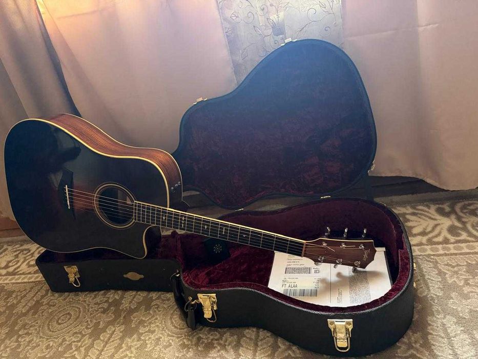 Taylor 710ce (Engelmann Spruce, Ebony) — оригинал