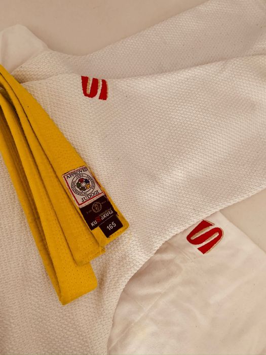 Кимоно SAKURA.