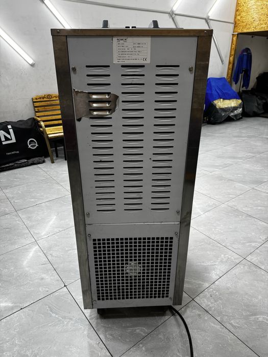 Профессиональный фризер SPACE 8250A