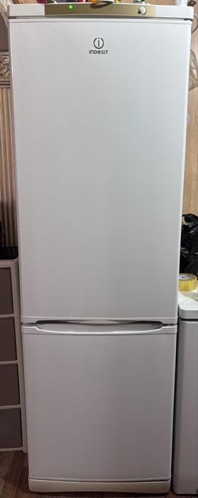 холодильник indesit