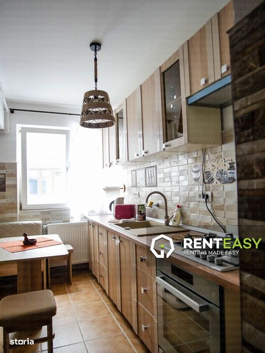 De inchiriat ! Apartament cu 3 camere situat in zona Piata Unirii