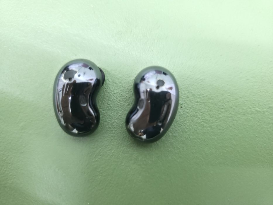 Samsung galaxy buds live