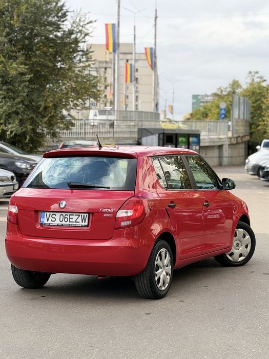 SKODA Fabia 2012 — imagine 3