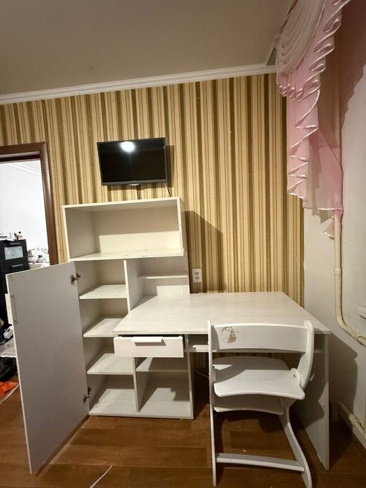 Стол ученический