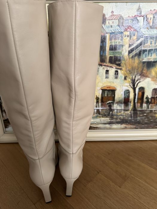 Демисезонные сапоги Zara