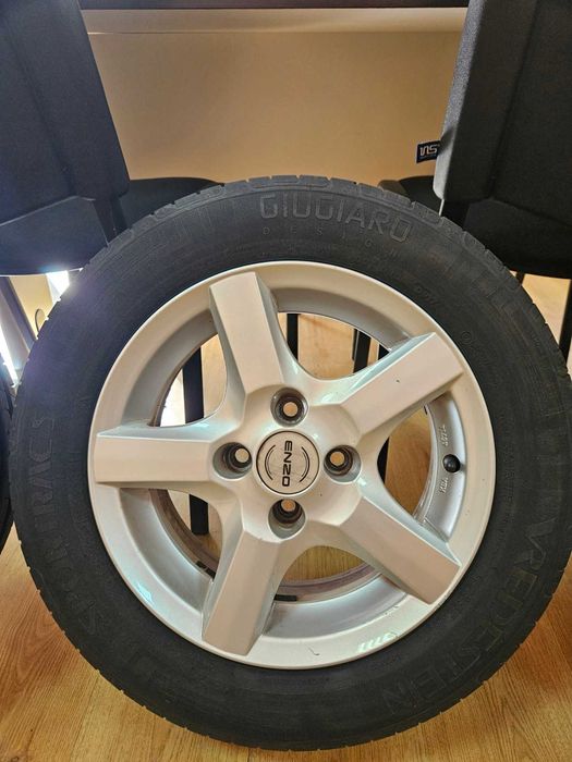 Алуминиеви Джанти с гуми 6Jx14H2 ET38 4x100  централен отвор без фланци 70.1 мм. с фланци 54.1 мм.