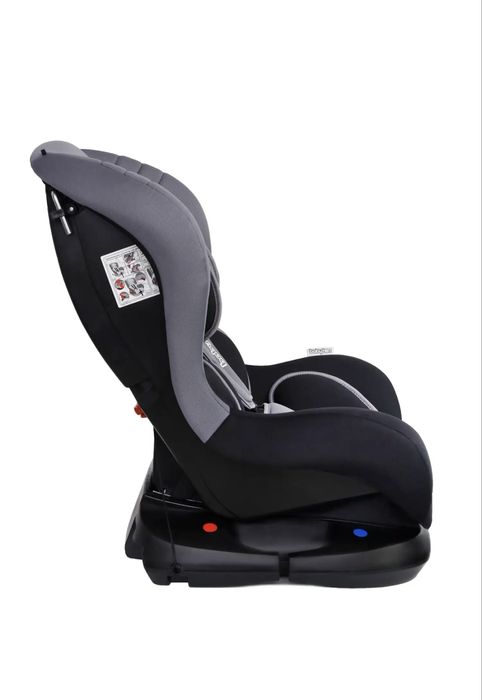 Продам автокресло новое