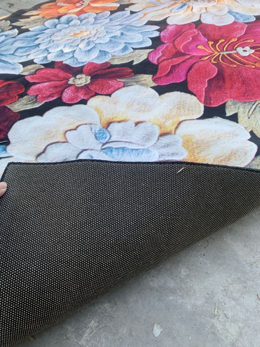 Ковер в отличном состоянии