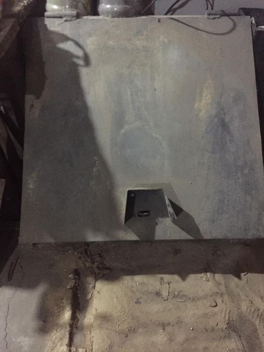 Люк для углярки