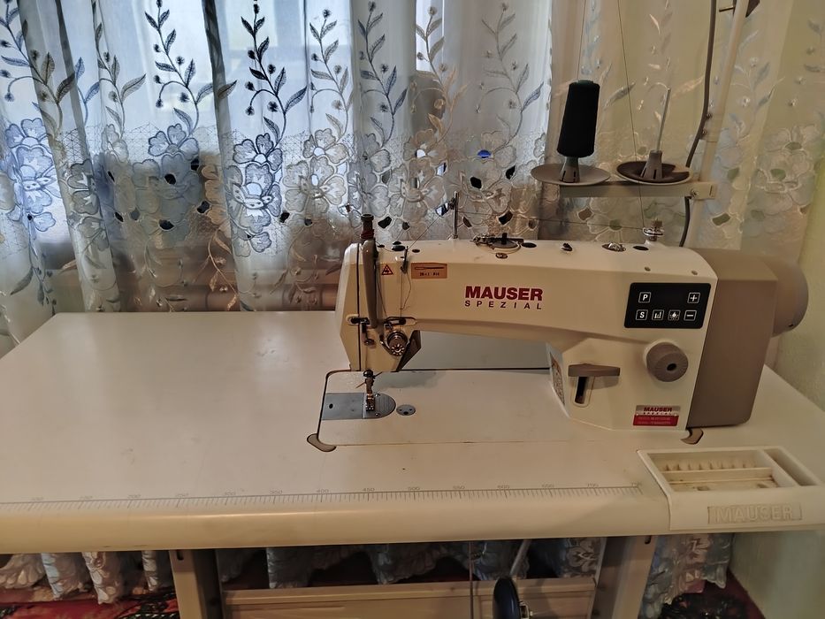 Продается швейная машина mauser spezial