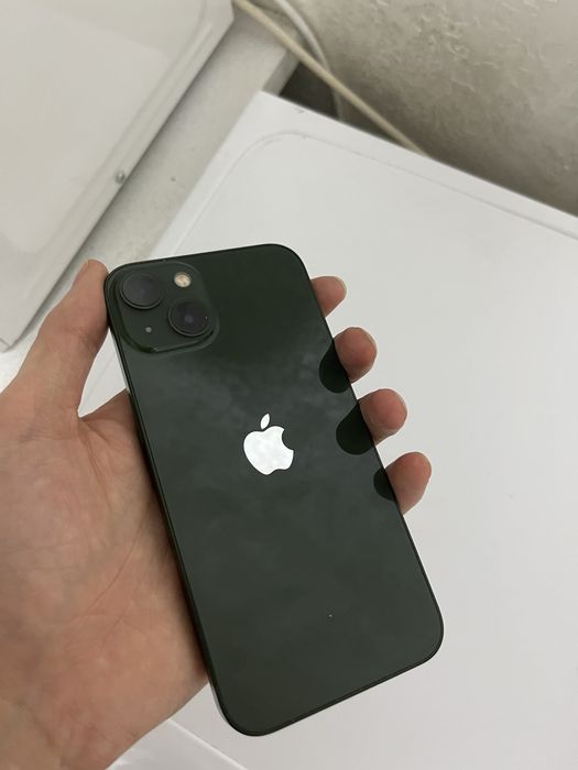 Продам Iphone 13 128g