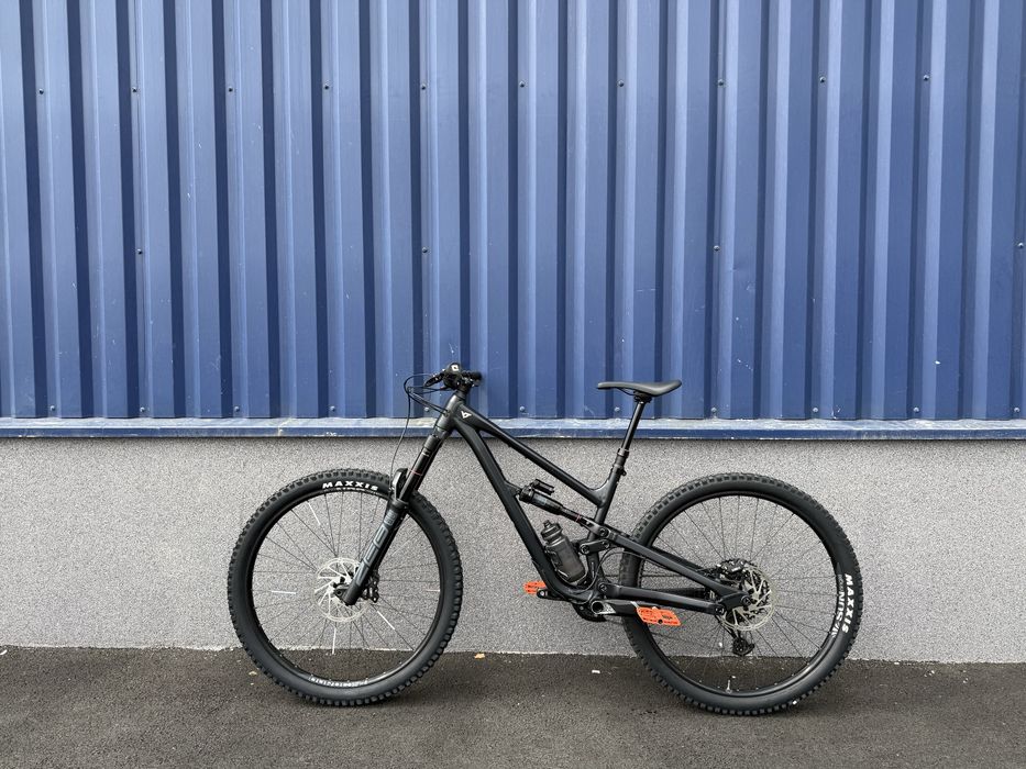 Bicicleta YT Capra Core 1 29’