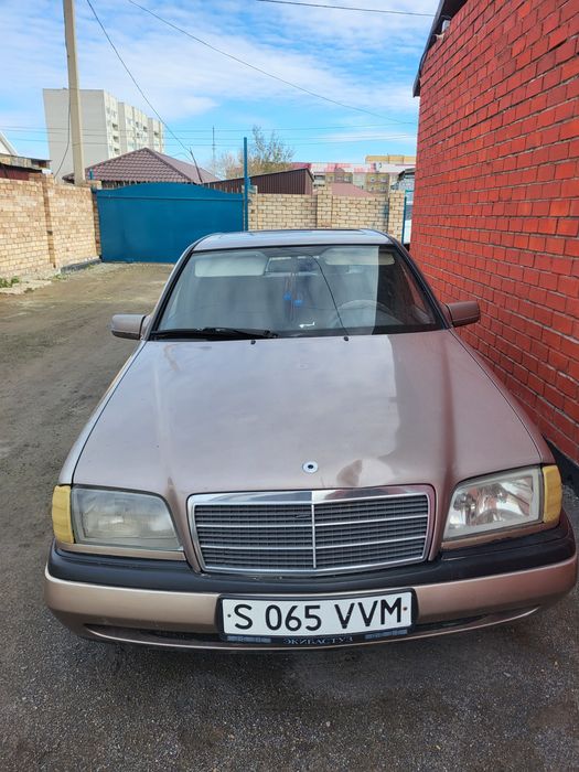 Продам мерс с180