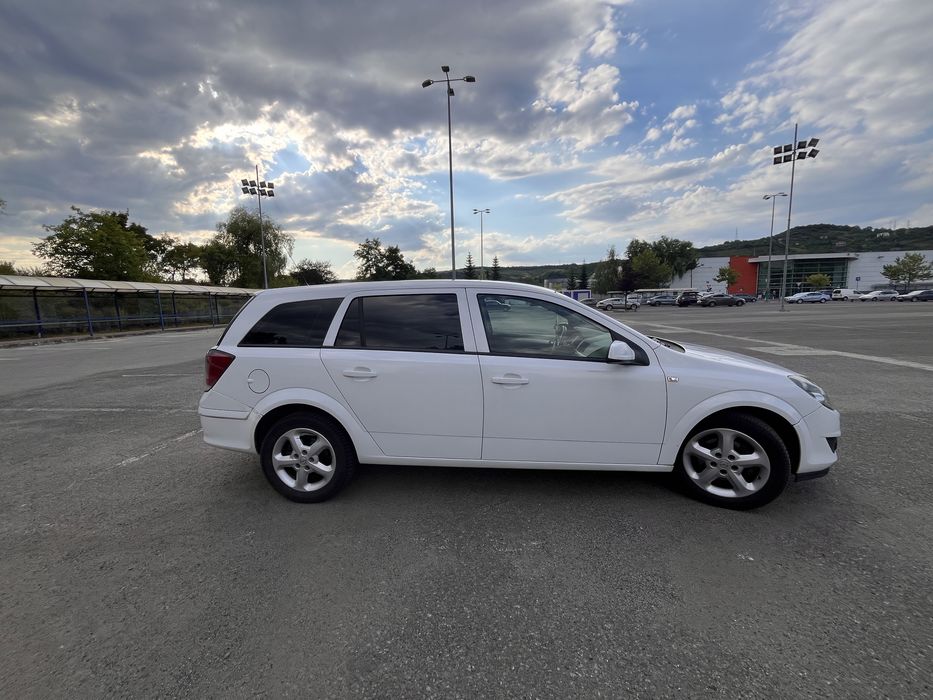 OPEL Astra 2009 — imagine 2