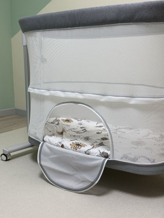 Детская кровать, трансформируется в  прикроватную и манеж