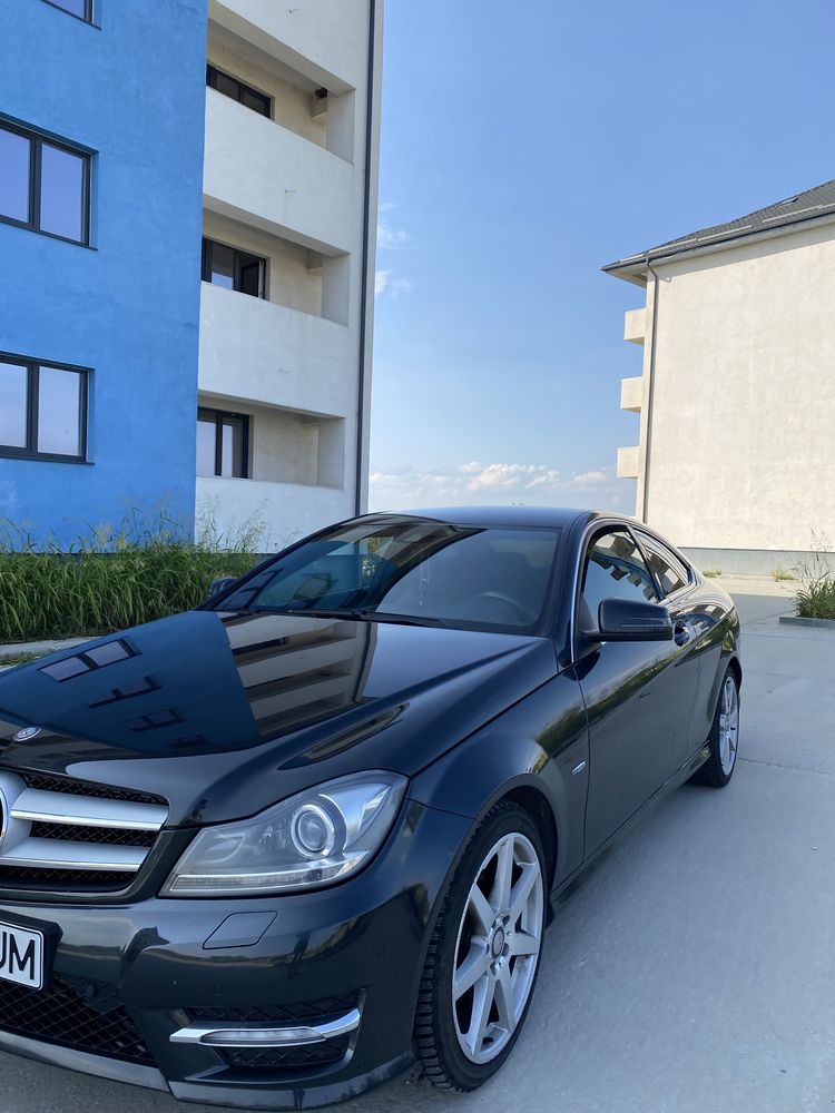 Mercedes C250 CGI 1.8 Turbo Craiova • OLX.ro