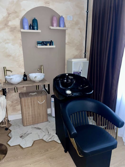 BeautyStation salon din Tomis Plus ofera spre inchiriere locuri !