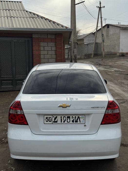 Nexia 3 2022 avtamat metan