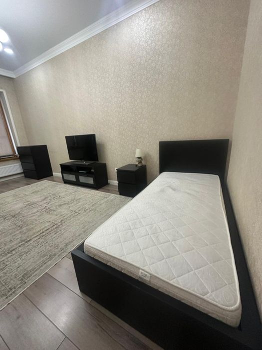 IKEA MALM Кровать односпальная