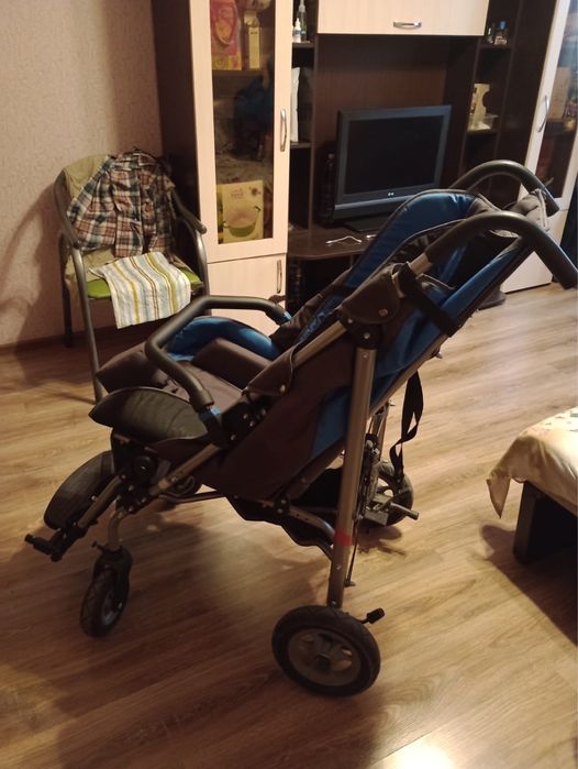 Коляска для детей с ДЦП
