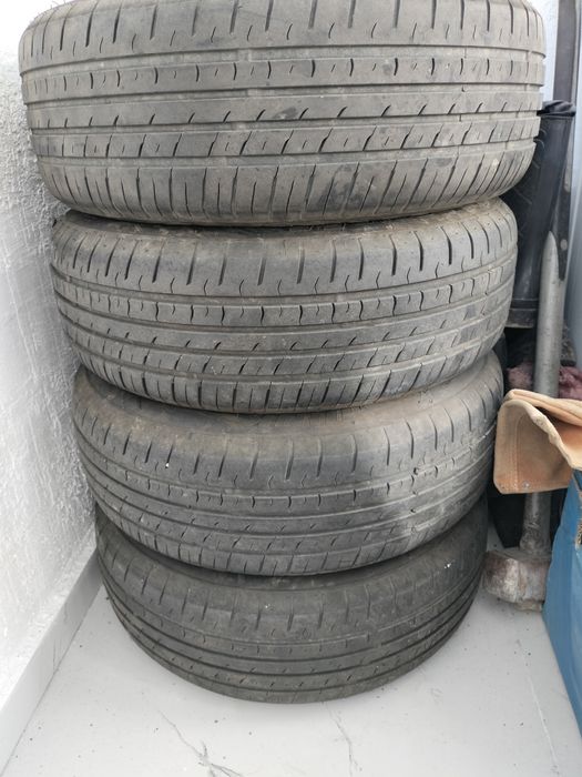 Продам летние шины с дисками