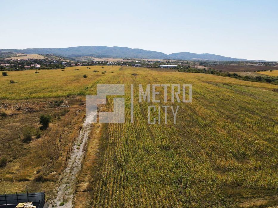 Продава се Парцел в София, Суходол - 13050 кв.м за 56 €/кв.м - Снимка #3