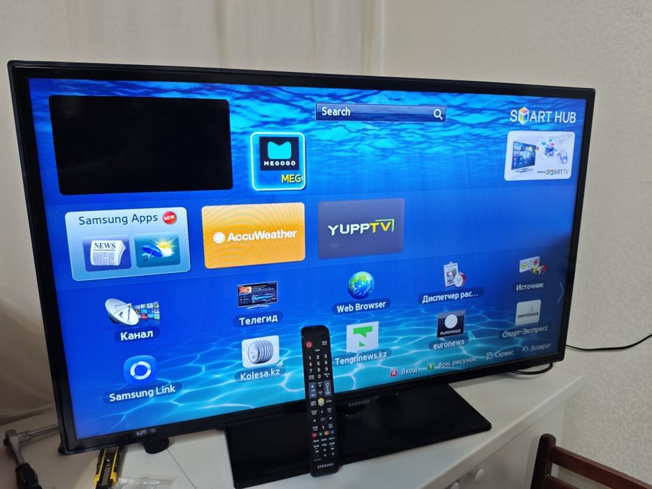 Телевизор Samsung 2012 40 дюймов