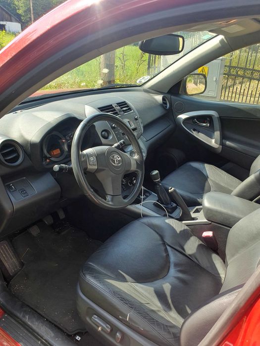 De vanzare Toyota Rav4...2.2diesel full