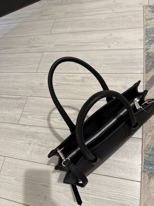 Geanta stradivarius noua