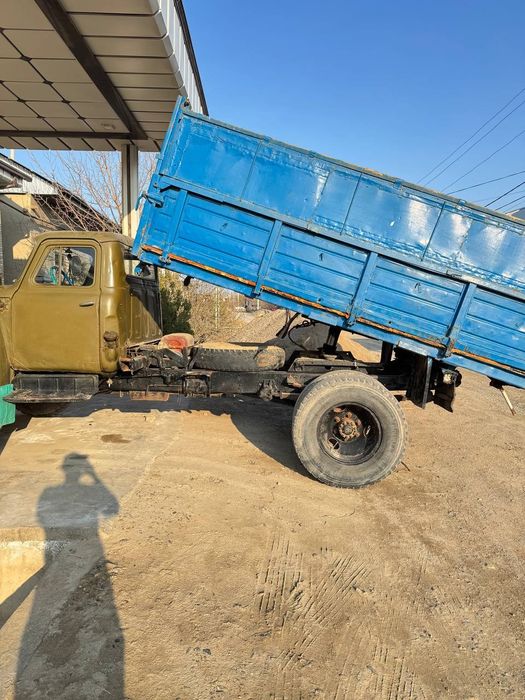 Gaz 53 samasval sotiladi