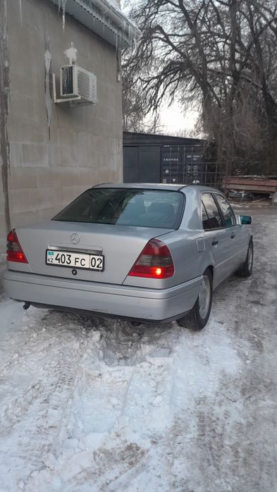 Мерседес 2.2 автомат