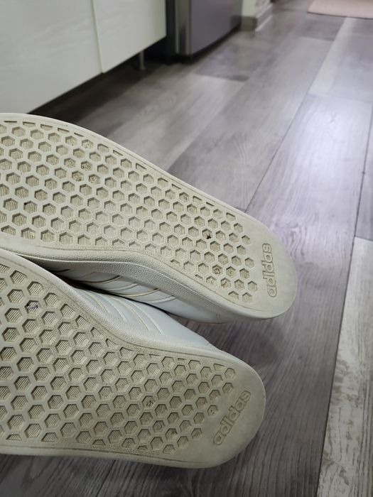 Vand adidasi adidas