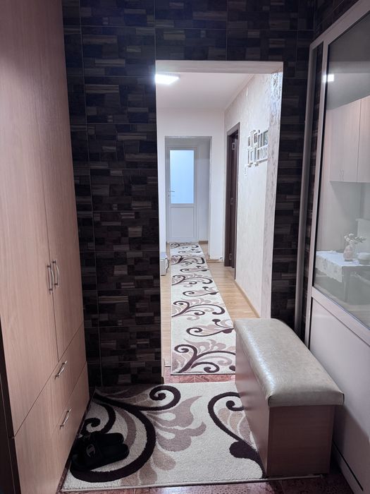Apartament 3 camere mobilat si utilat Pascani