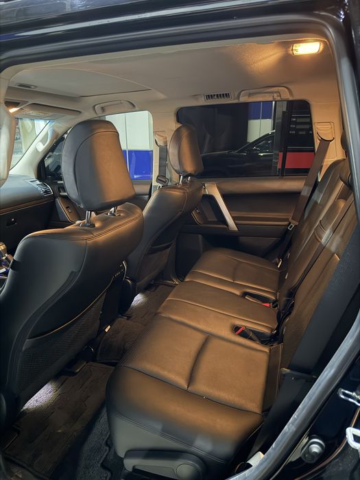 Toyota Land Cruiser Prado 150 VX год 2023