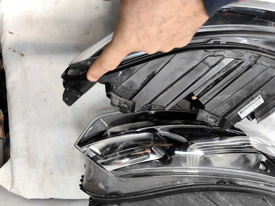 Оригинални  фарове  Ситроен  Citroen Jumpy 4