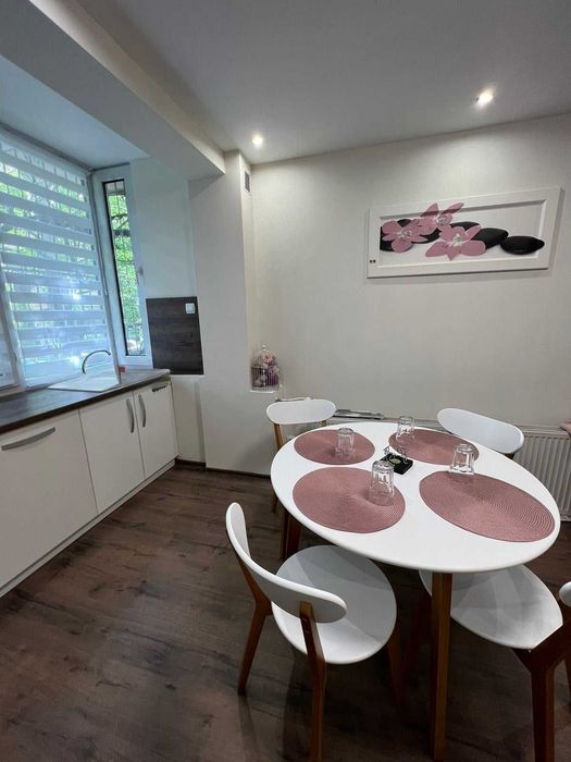 Дава се под наем Двустаен апартамент в София, Гоце Делчев - 70 кв.м за 459 € - Снимка #4