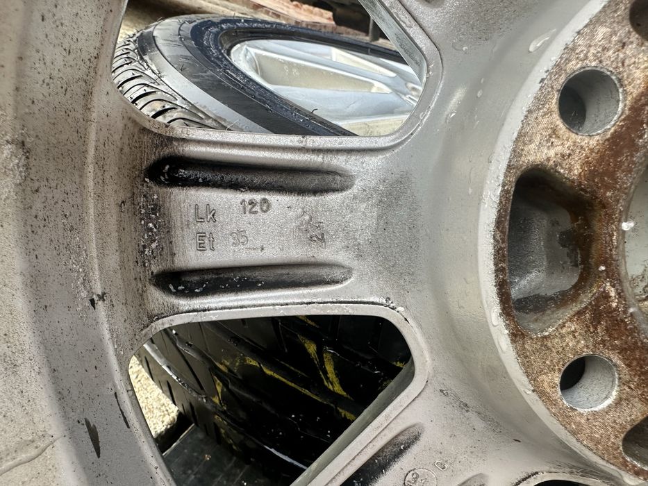 Jante (Borbet) R16 cu cauciucuri Bridgestone 205/55/R16